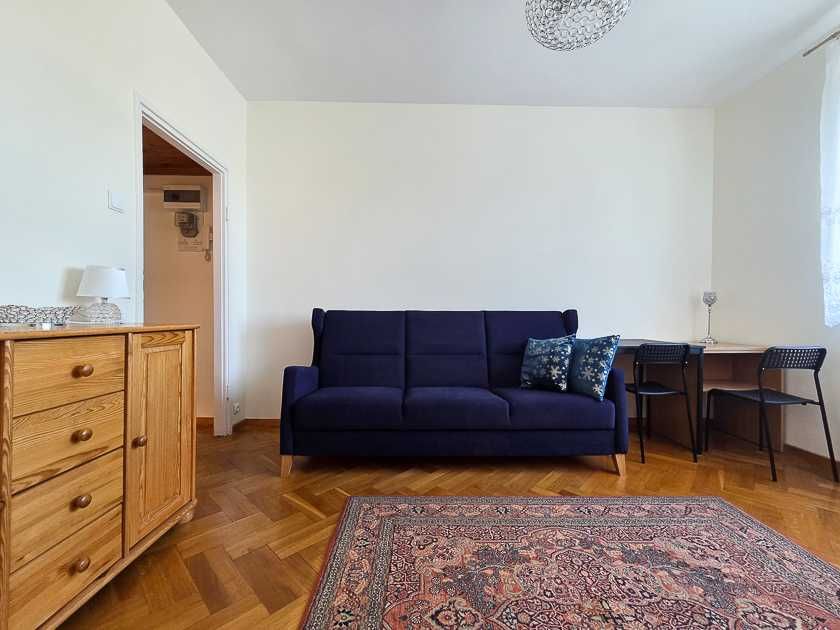 Nowa kawalerka przy UAM i Ogrodach po generalnym remoncie