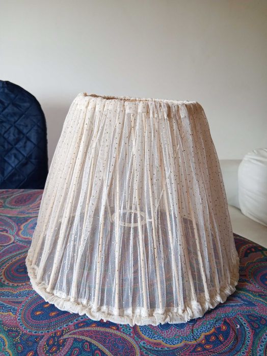 Abajur para candeeiro, bege/dourado 30cm diâmetro, altura 25cm