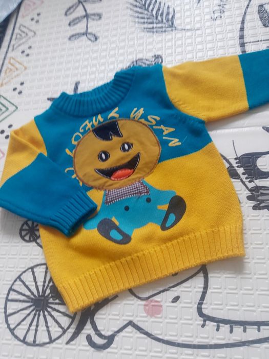 Sweterek zimowy  niemowlęcy 90/92