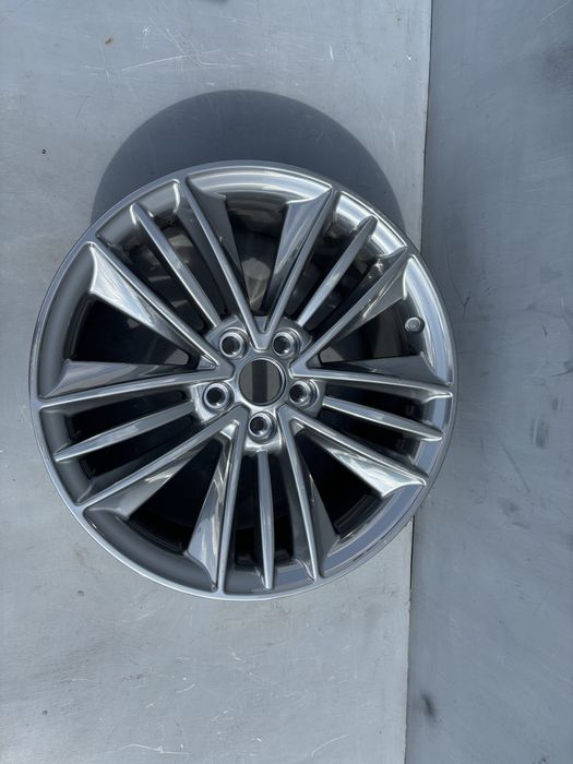 Felga aluminiowa Ford JX7J-C1C ET55 R18 5x108 8cali