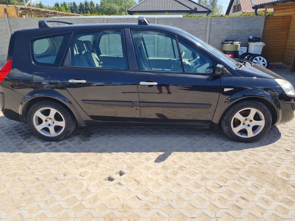 Renault Megane Scenic