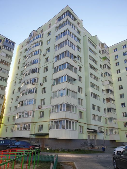 3к рн Лавины (84кв) средний этаж, а/о, 2 балкона