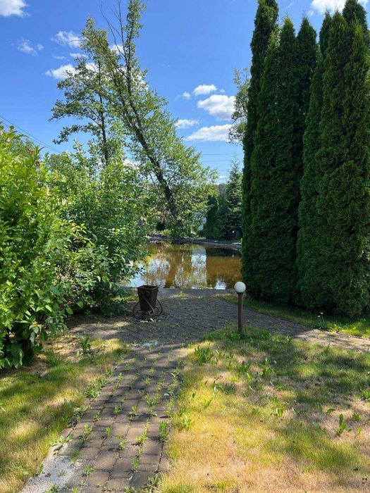 Оренда будинку, з садом та озером, Рожни.