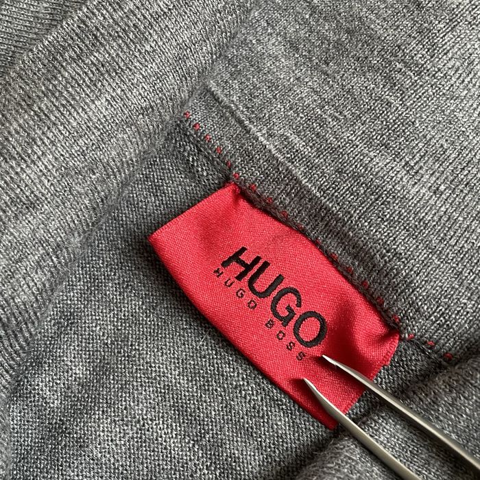 Светр Hugo Boss. Кофта Hugo