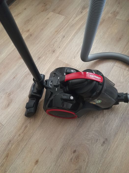 Продам   пылесос Samsung .