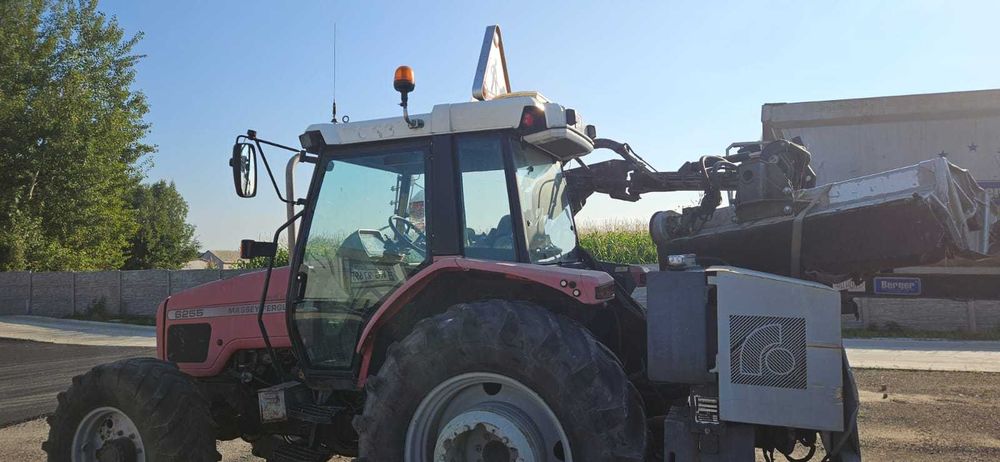 MASSEY FERGUSON 6255 z kosiarką