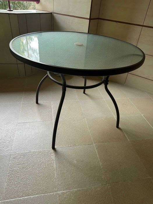 Mesa e 4 cadeiras jardim/varanda/terraço