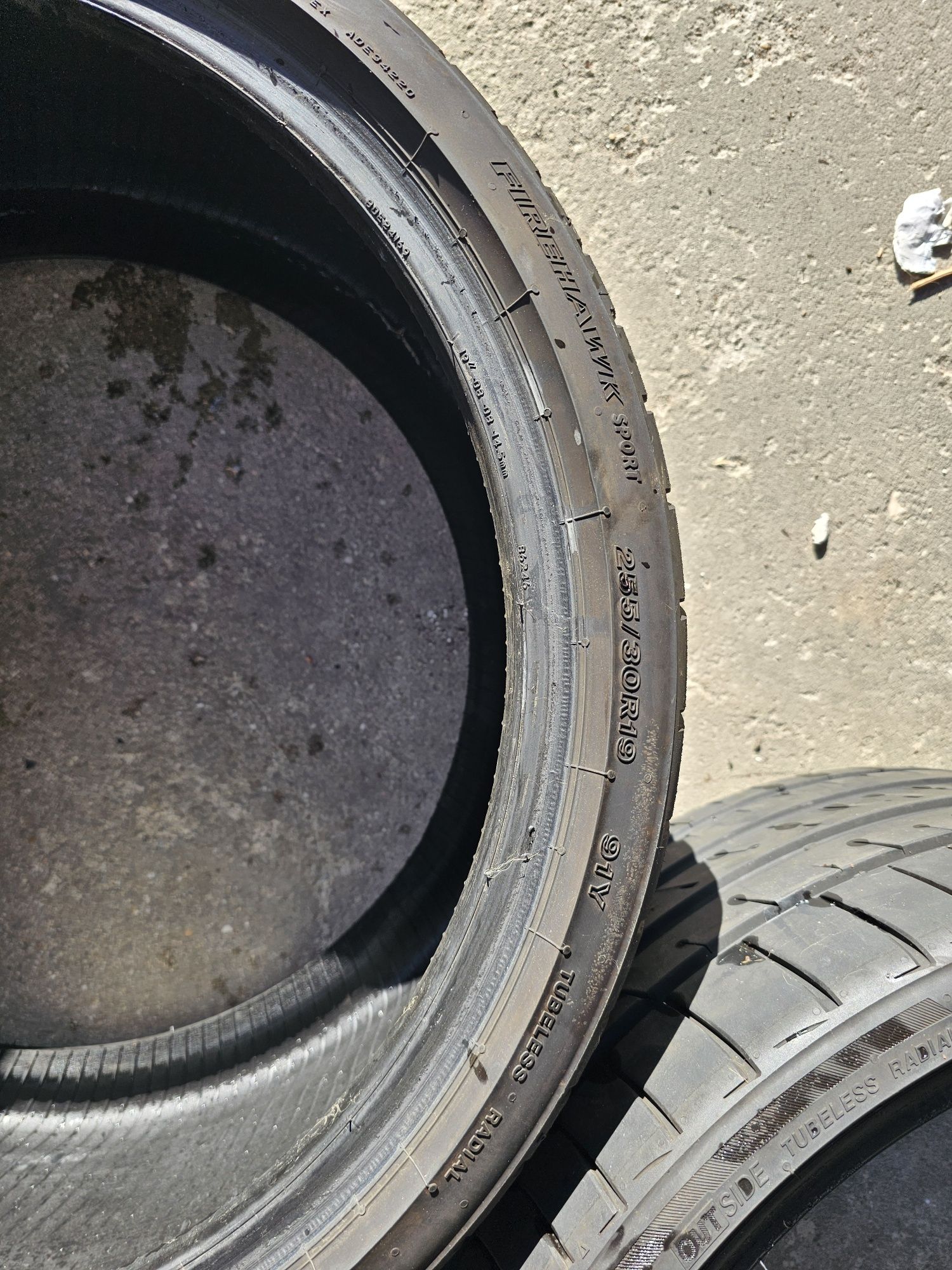 Pneus 255/30R19 Marca Firestone