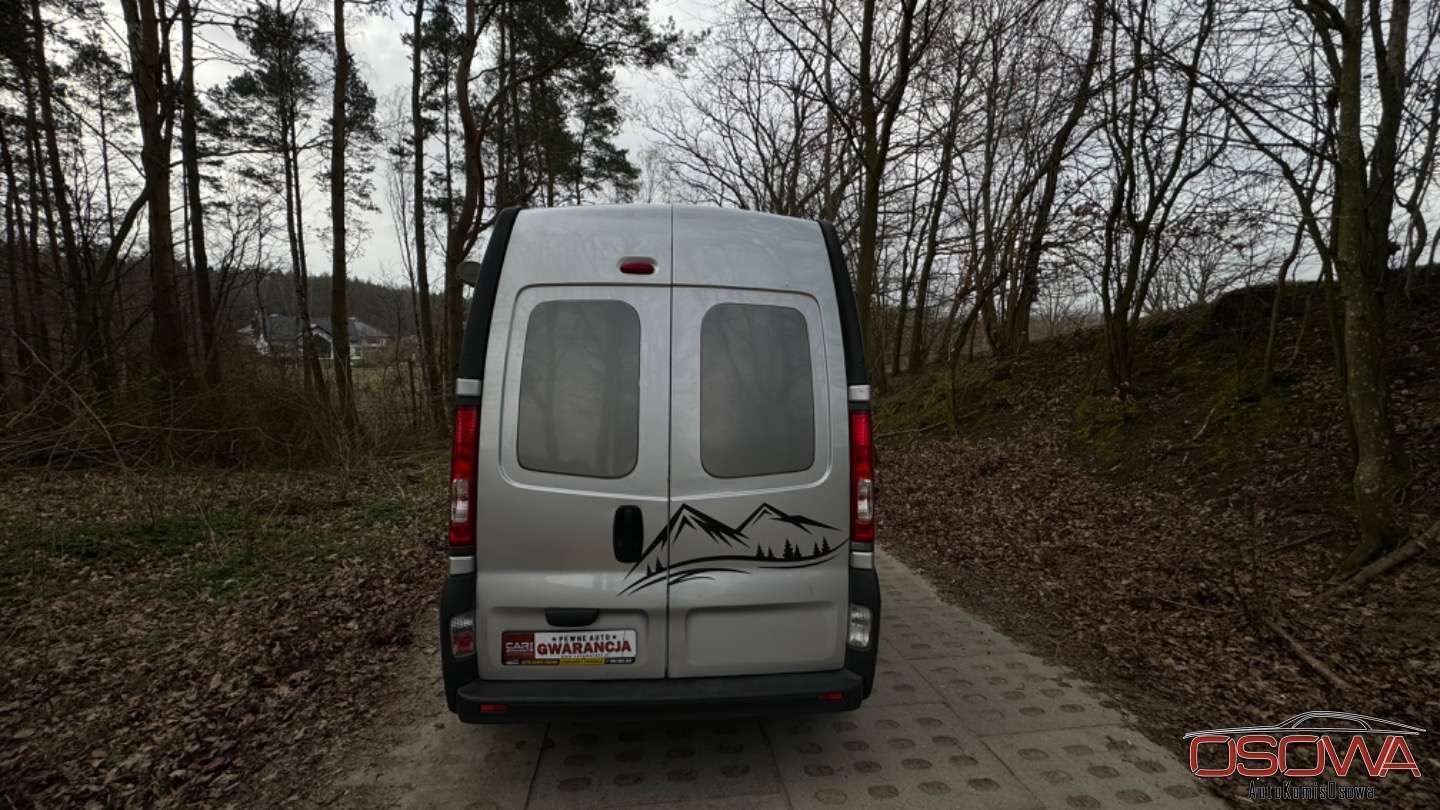 Renault Trafic Kamper 2.0dci klima kuchenka zlew łóżko WC tv przetwornica 230 long