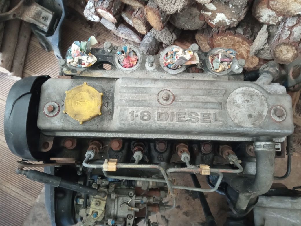 Ford Motor 1.8 diesel e caixa peças