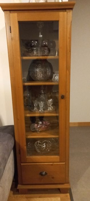 Komoda i witrynka z Ikea