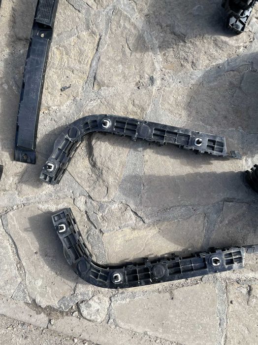 кріплення заднього бампера Tesla model 3 Y кроштейн заднього бампера