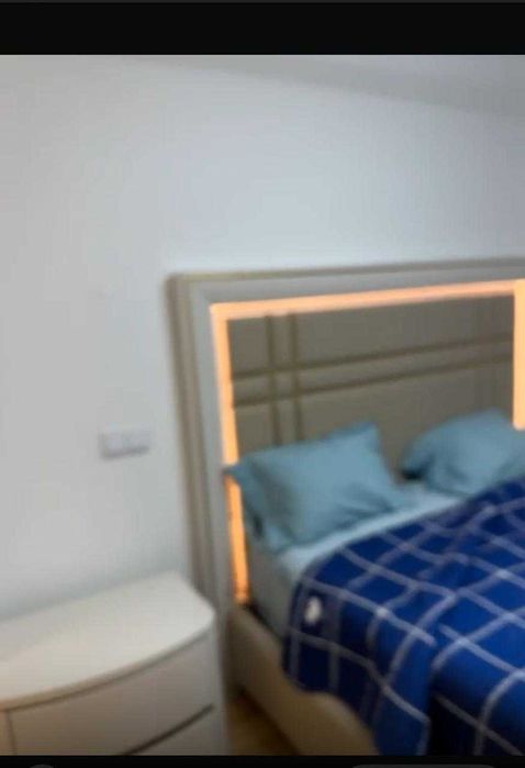 cama 2 mesa de cabeceira colchao  e estrado novo