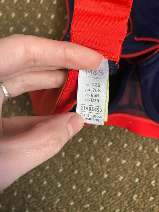 бюстгальтер топ M&S (32/70В)