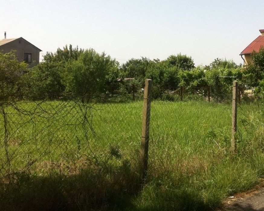 Продам участок в Молодежном