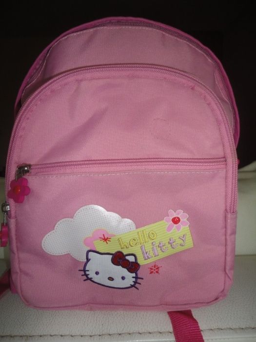 Vendo mochila Hello Kitty para infantário/pré-escola