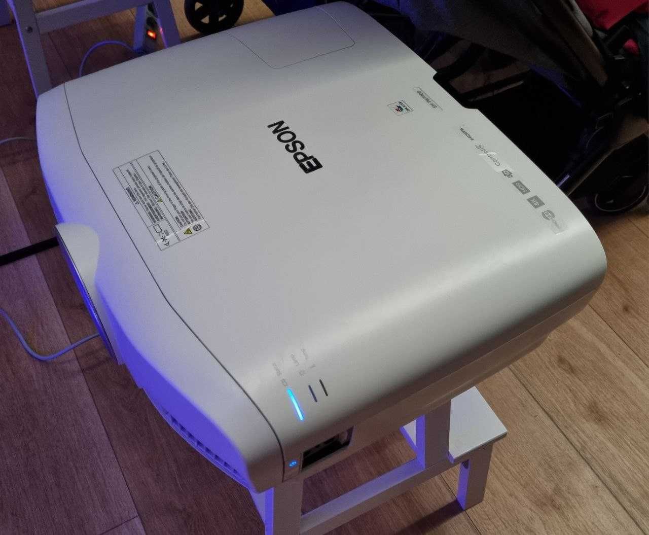 4K Epson EH-TW7400 + Epson ELPMB22