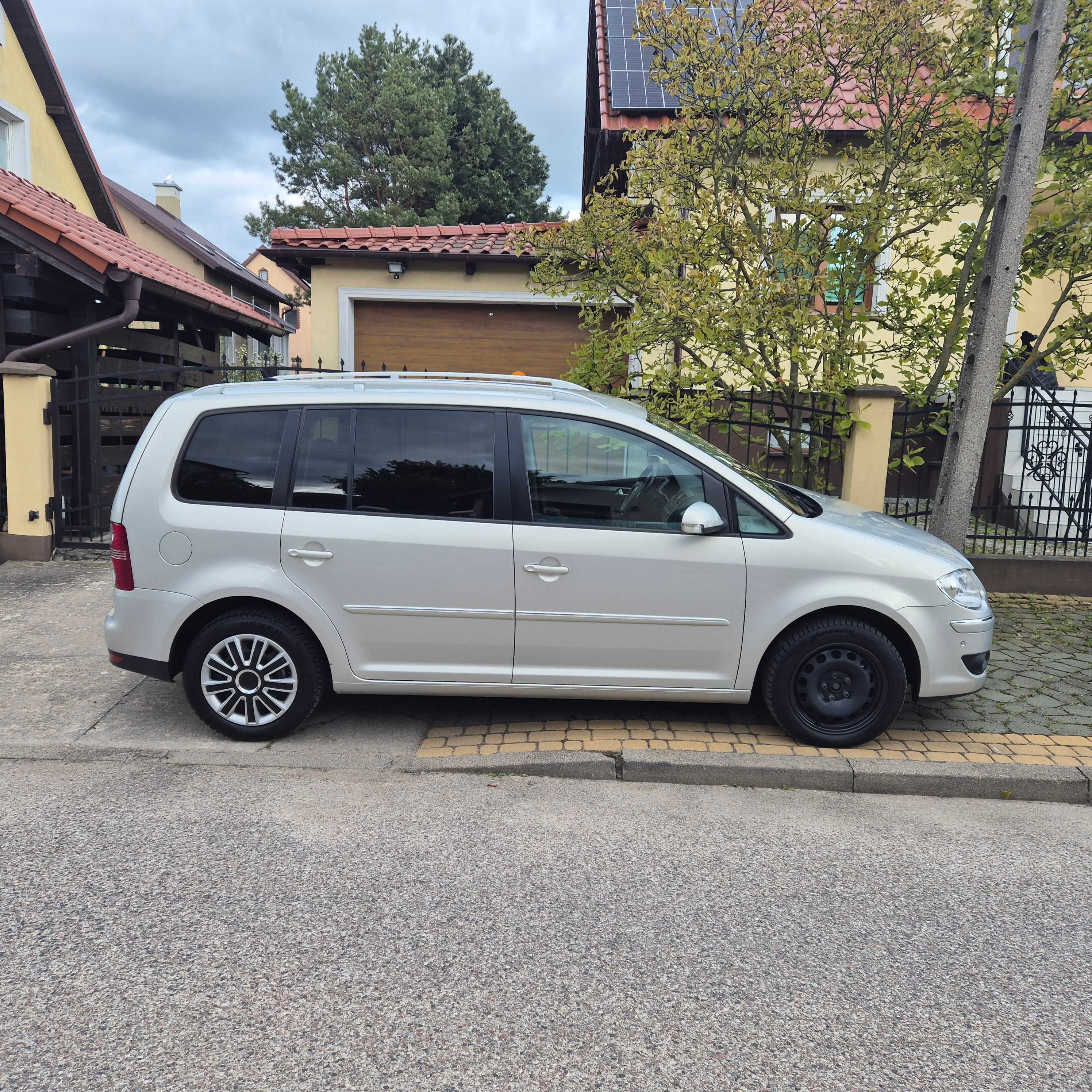 OKAZJA jedyny taki w Polsce Volkswagen Touran 1,4 140km Bezwypadkowy