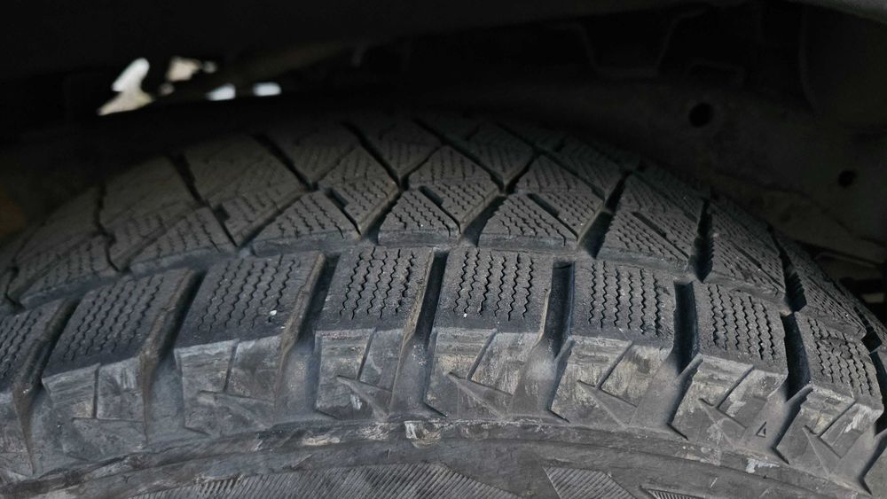 Ніссан Навара д-22 4х4 Nissan Navara