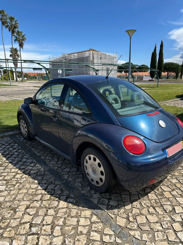 Volkswagen new beetle