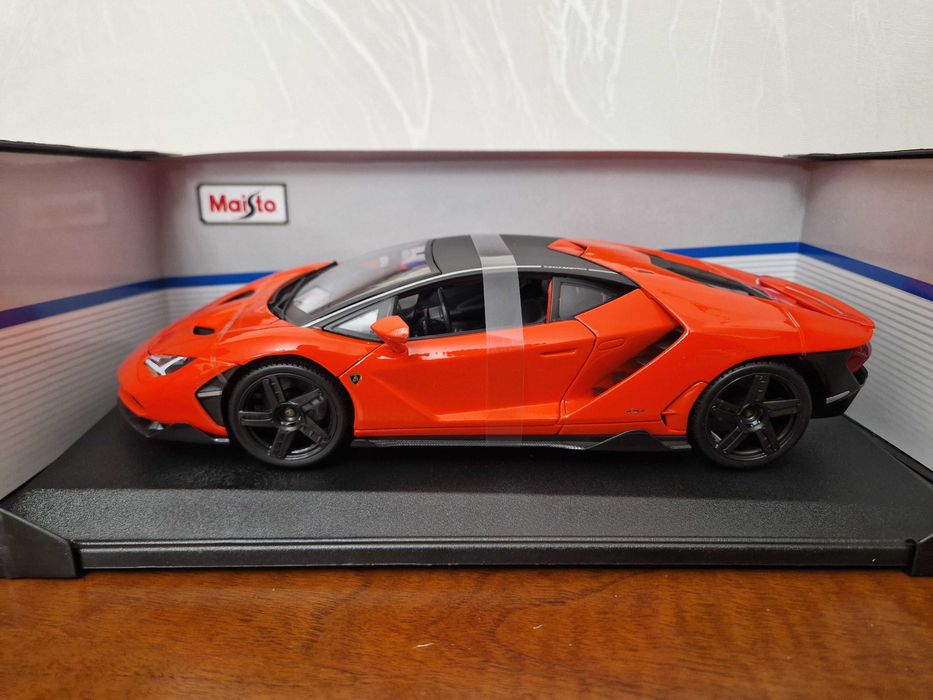 Лот №24.Lamborghini Centenario. 1/18 Maisto.