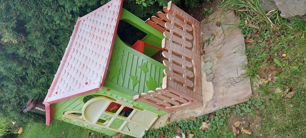 Domek dla dzieci plastikowy