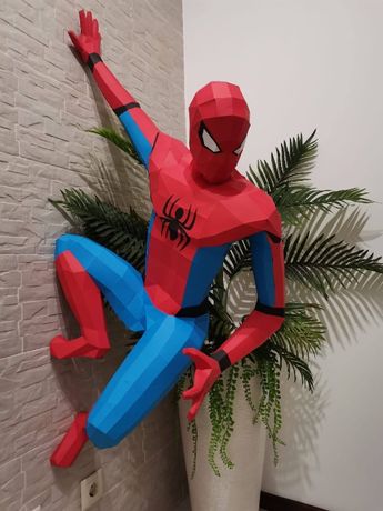 Papercraft Spider Man