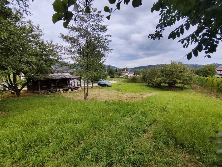 Działka Rdziostów blisko Nowego Sącza (Rzeka, Las, Sad)