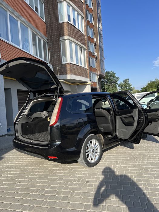 Продається форд фокус 2