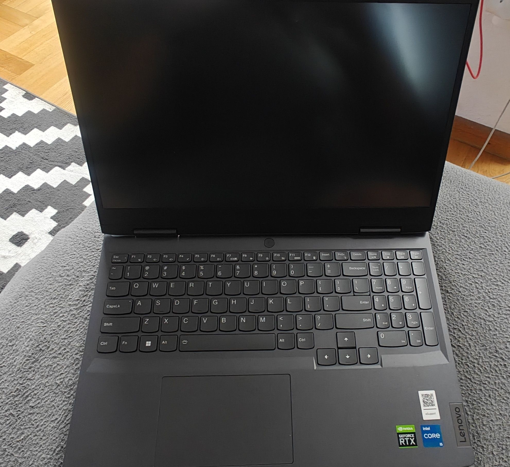 Laptop Lenovo LOQ 15IRH8