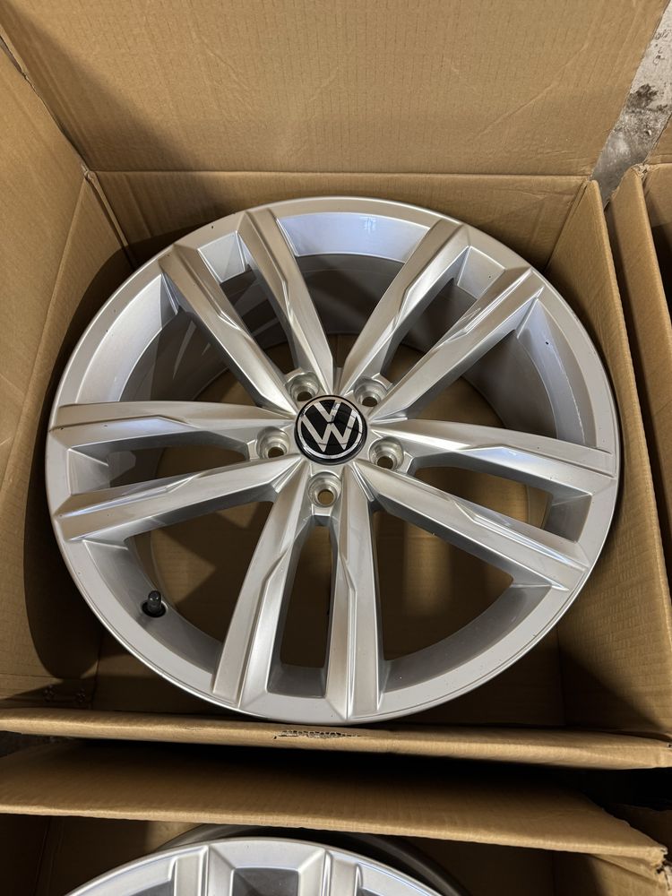 Felgi/Koła Dartford nowe 18 5x112 VW Passat B7/8 Arteon Golf Superb