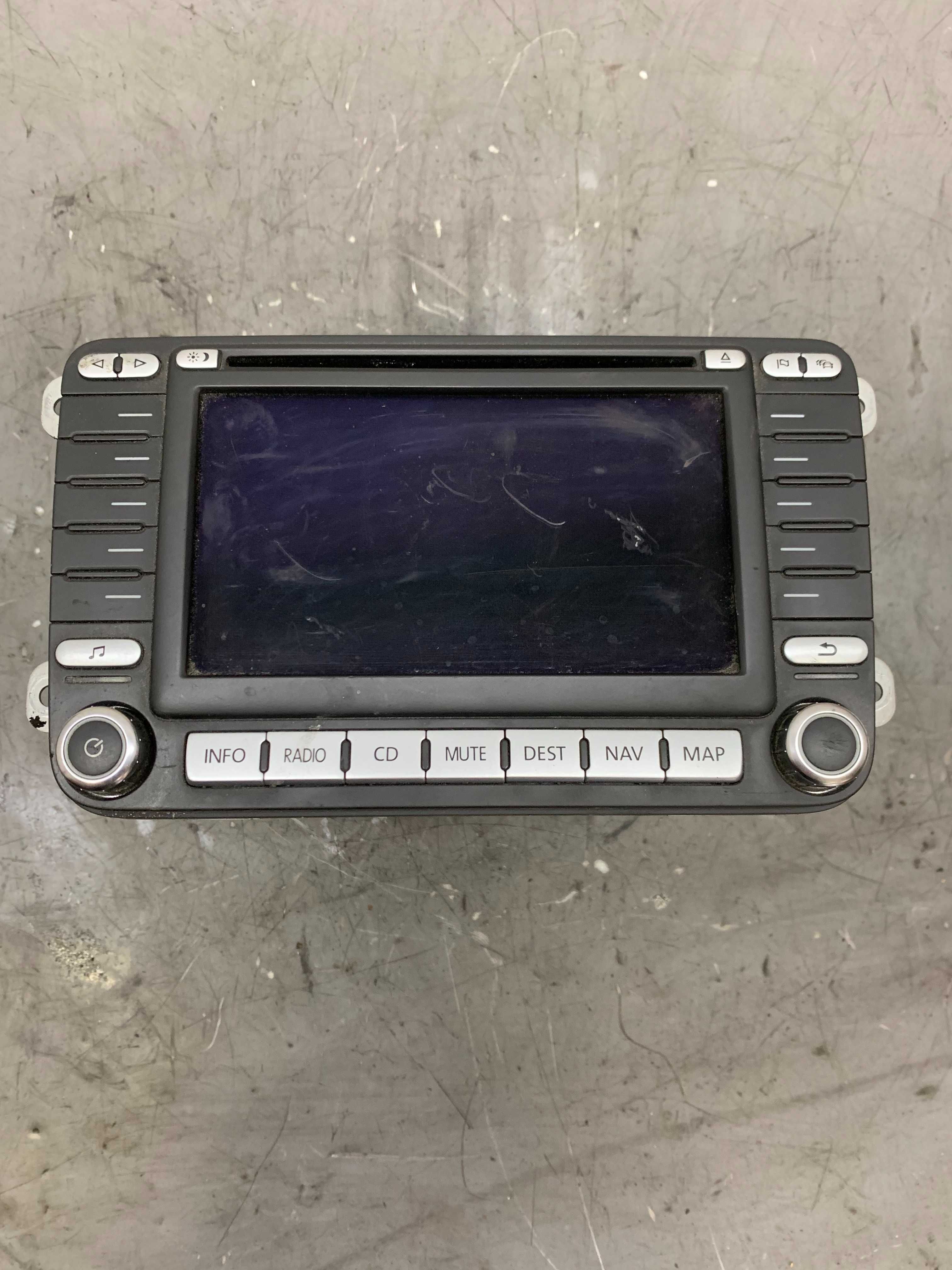 VW Passat B6 05-10 Radio Nawigacja