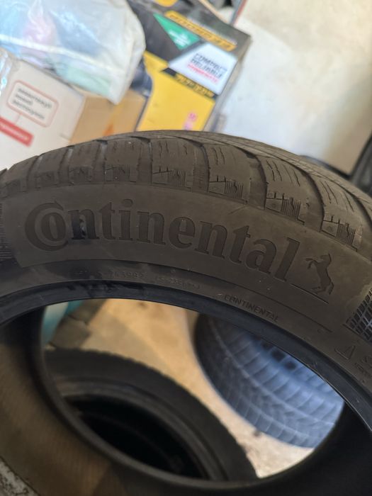 Пара зимніх коліс Continental 205/55 R16