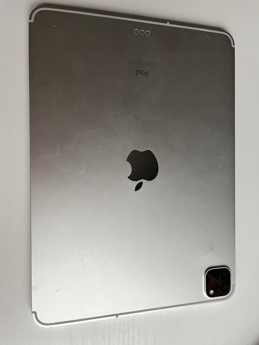 На деталі під ремонт Планшет Apple iPad Pro 11” (2022)