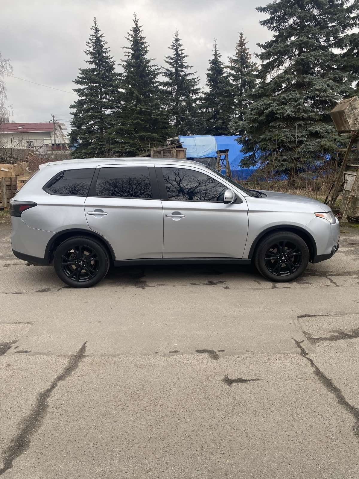 Продам Mitsubishi outlander 2014