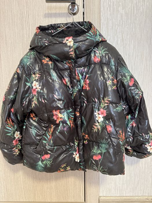 Демісезонна куртка для дівчинки