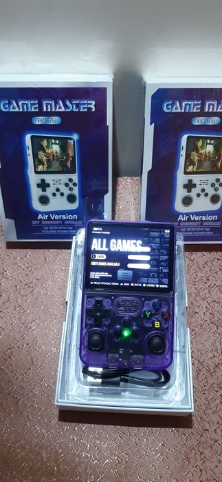 Retro, Mini Gameboy RGB20S R36S Ręczna konsola do gier i emulator.