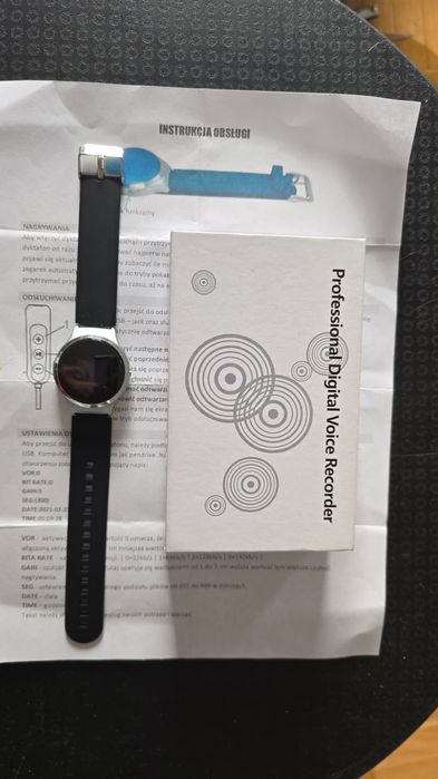 Mini dyktafon szpiegowski zegarek.