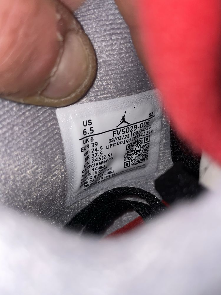 Jordan 4 Retro Bred Reimagined