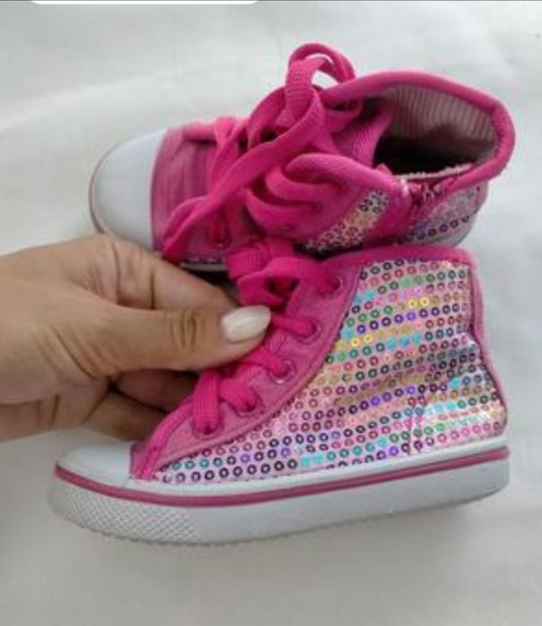 Кеди для дівчинки 20р.