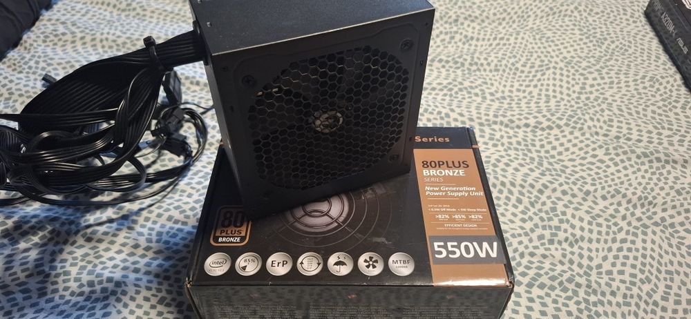 Fonte de Alimentação 550W