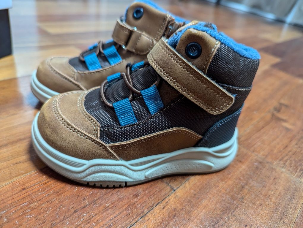 Buty zimowe ocieplane firmy apawwa