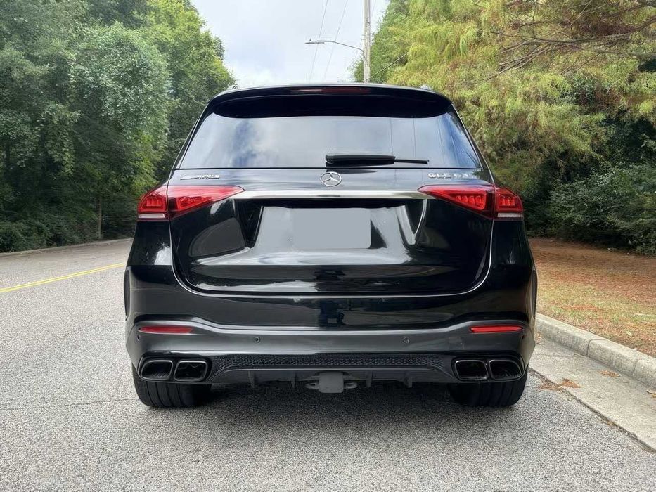 Mercedes-Benz GLE      2021