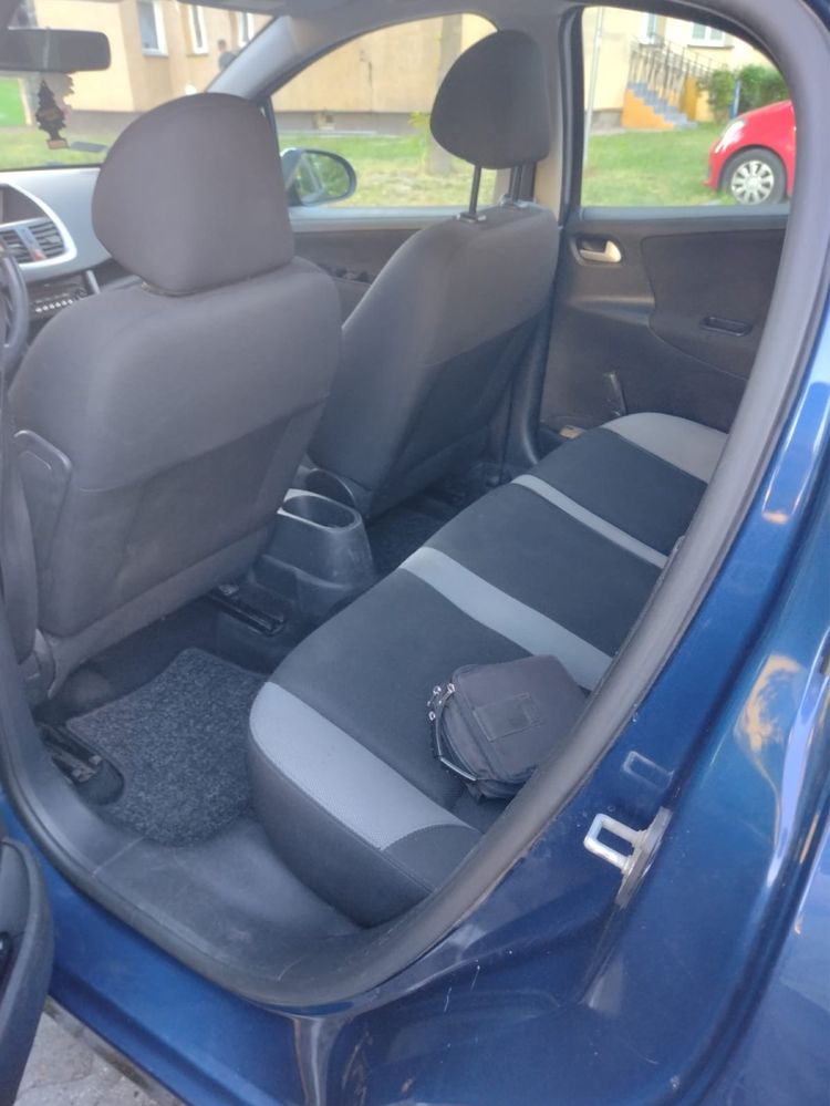 Peugeot 207 1.4 benzyna