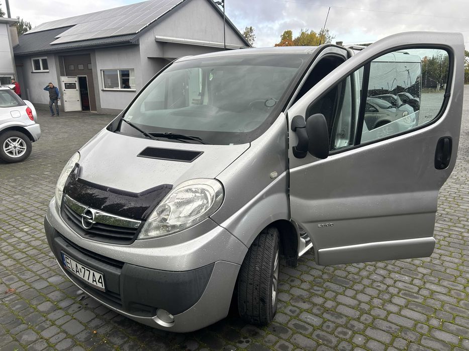 Opel Vivaro 9os. long