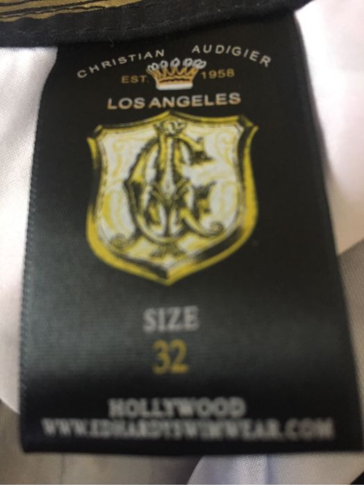 Calsoes- bermudas de marca Chistian Audigier