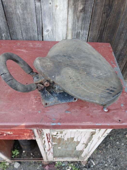 Нове мотоциклетне сидіння