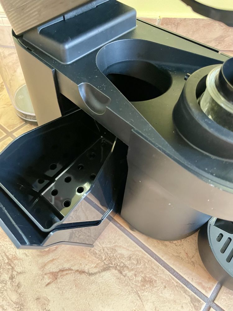 Nespresso Vertuo Pop czarny ekspres ciśnieniowy na kapsułki