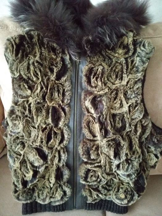Меховая жилетка натуральная