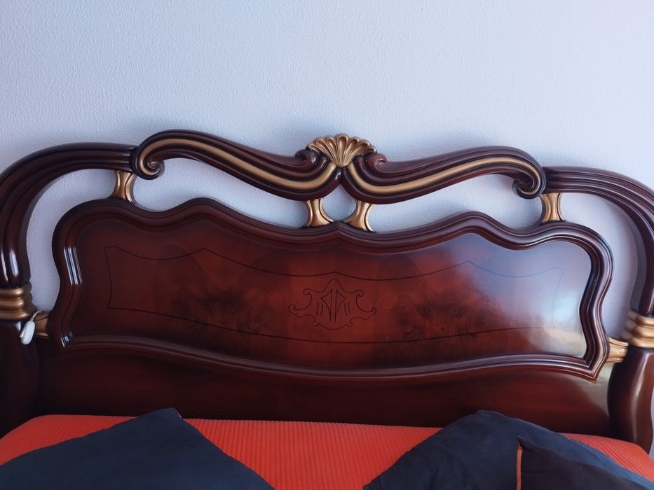 Quarto de casal talha dourada completo